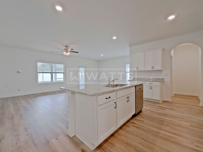 Building Photo - Like-New Living in Rosser Farms