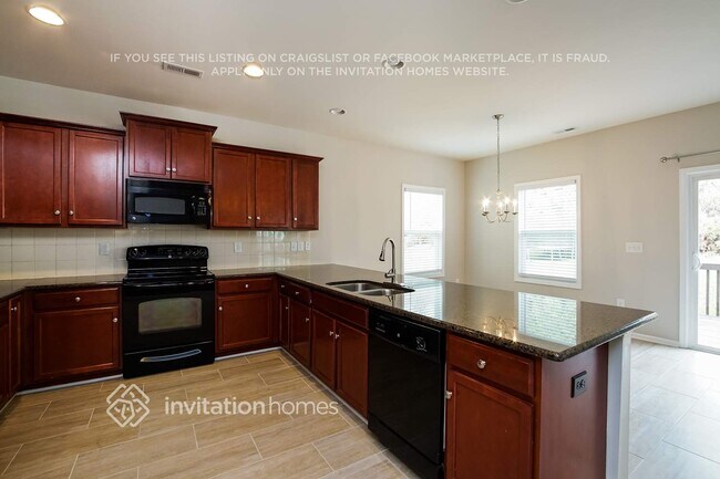 Building Photo - 907 Ballast Dr