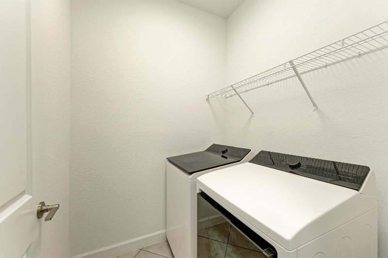 Building Photo - 8613 Seasalt Lp