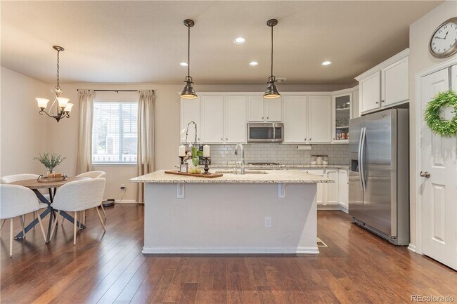 Building Photo - Charming 3 bedroom, 3 bathroom home in The...