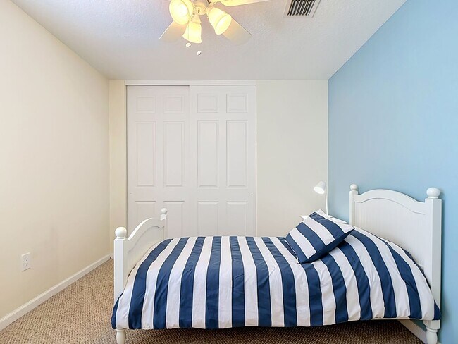 Building Photo - Beautiful Home for Rent in Royal Palm Beach!