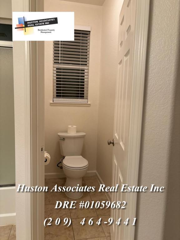 Building Photo - 1933 Cielito Dr