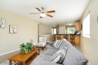 Building Photo - 1401 Sundance Dr