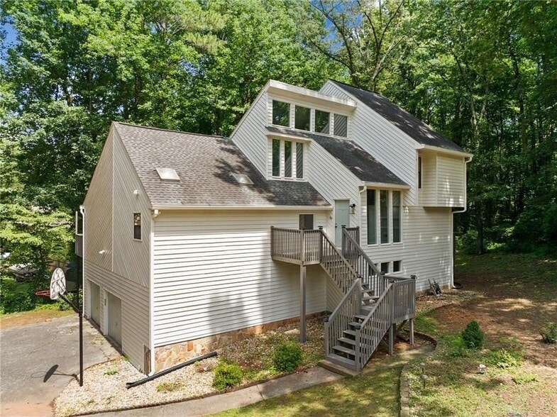 Building Photo - 4528 Lashley Ct NE