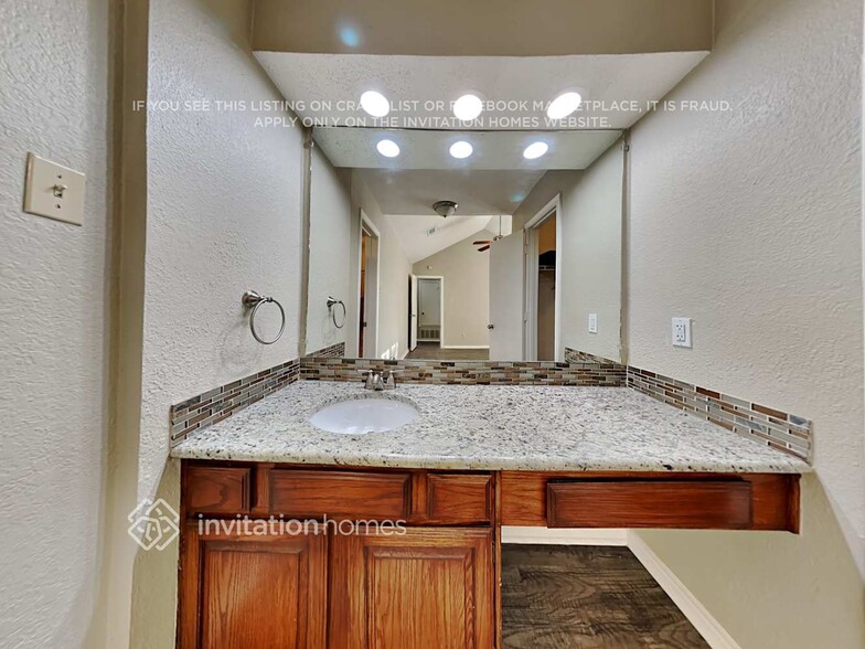 Building Photo - 3807 Furneaux Ln