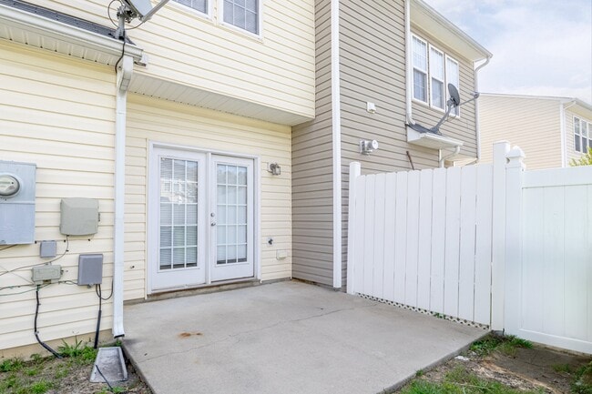Building Photo - 8321 Glenwood Springs Ct