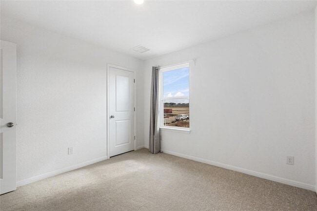 Building Photo - 701 Unakite Trl