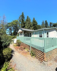 Building Photo - Spacious 3 bedroom 2 Bath In Forest Vista ...