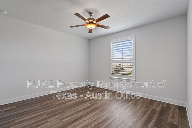 Building Photo - 1138 Woodpark Ln