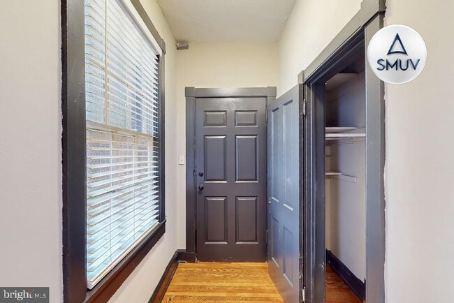 Building Photo - 24 E Madison St