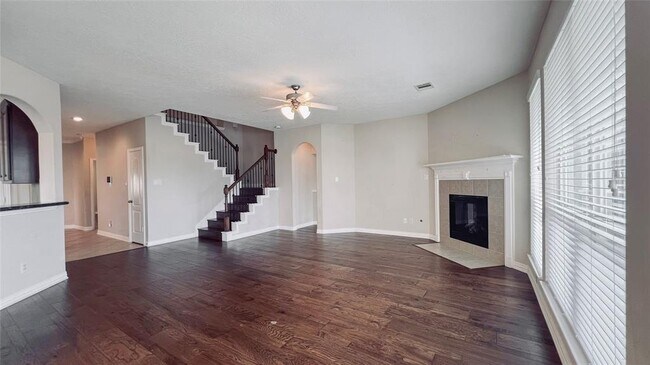 Building Photo - 4043 Tuscan Shores Dr