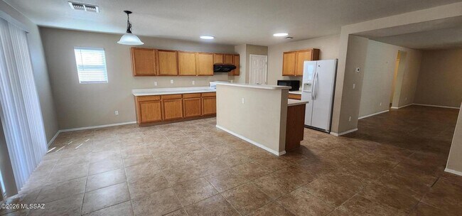 Building Photo - 1058 W Sea Star Dr
