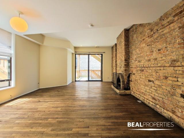 Building Photo - 2 bedroom in CHICAGO IL 60657