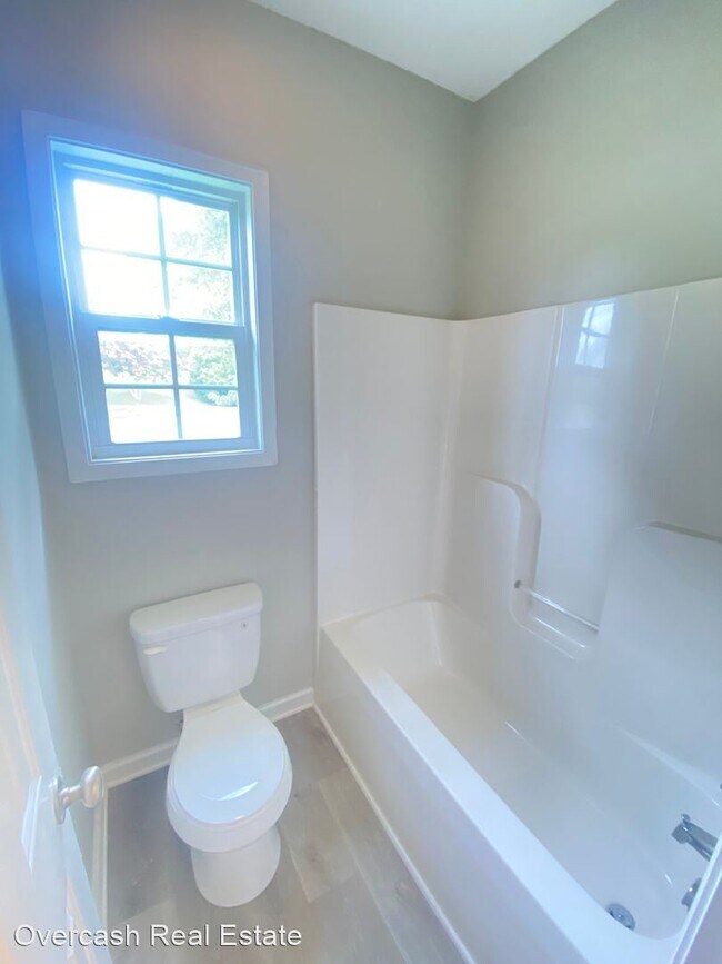 Building Photo - 4 br, 2 bath House - 100 S. Little Texas Road