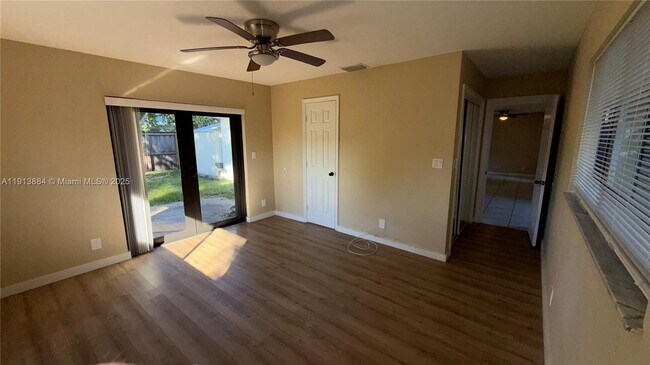 Building Photo - 6625 SW 49th St