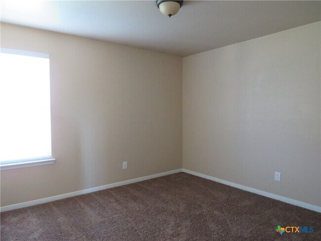 Building Photo - 6601 Morganite Ln