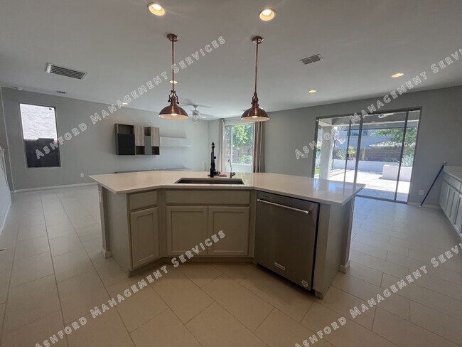 Building Photo - Beautiful 3-Bedroom Home in Sky Crossing with Modern Upgrades