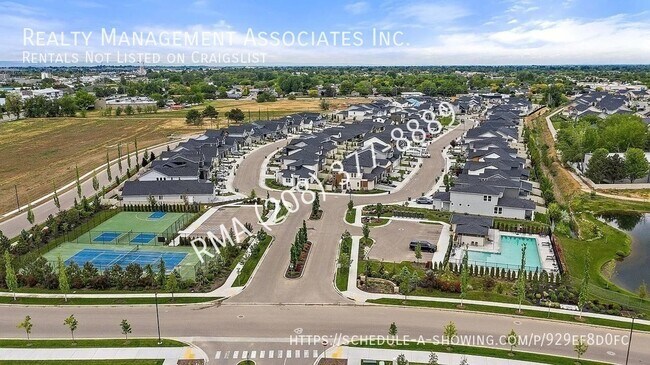 Building Photo - 2015 E Knobcone Dr
