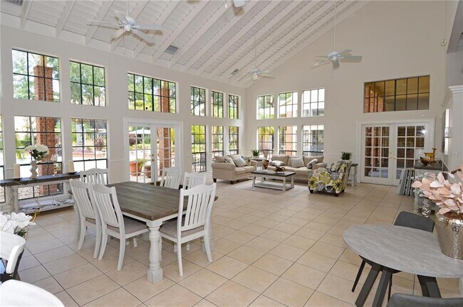 Building Photo - 8643 Mallard Reserve Dr