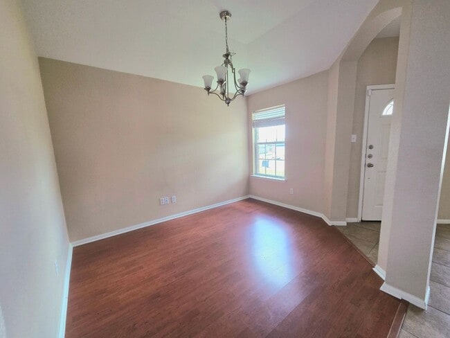 Building Photo - 4 Bed/ 2 Bath in Killeen TX