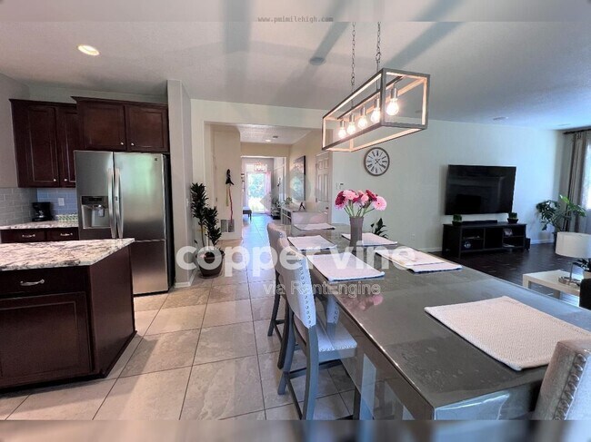 Building Photo - 11881 Chambers Dr