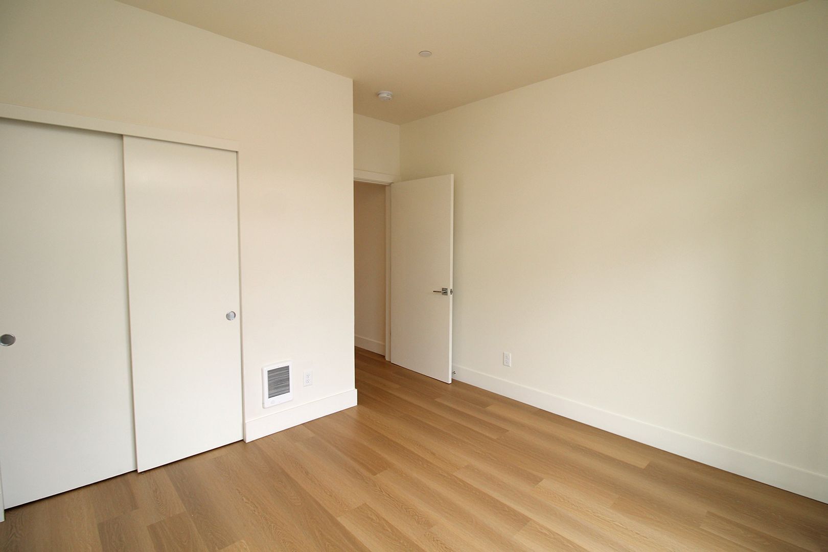 Building Photo - 8417 SW 24th Ave