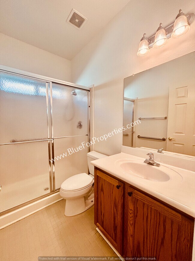 Building Photo - 9744 N Stone Rock Dr