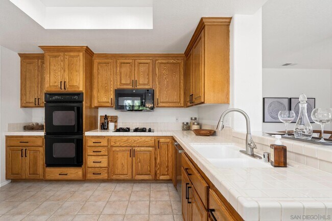 Building Photo - 3849 Chippewa Ct