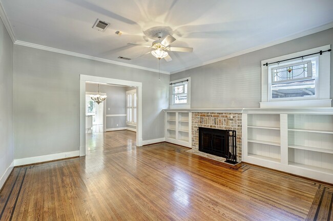 Building Photo - 1403 Bonnie Brae St