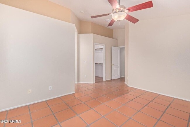Building Photo - 8190 W Behrend Dr