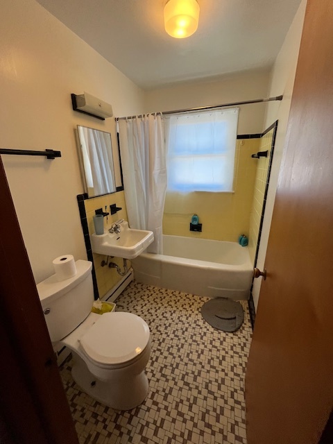 Bathroom - 1009 Haywood Dr