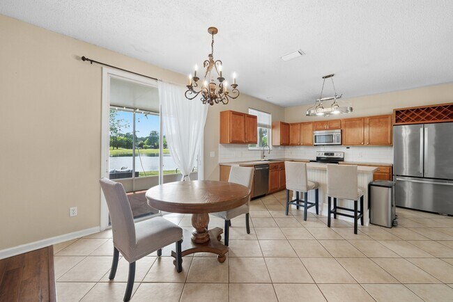 Building Photo - 4125 Palmetto Bay Dr