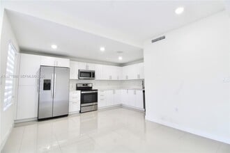 Building Photo - 25875 SW 145th Ave