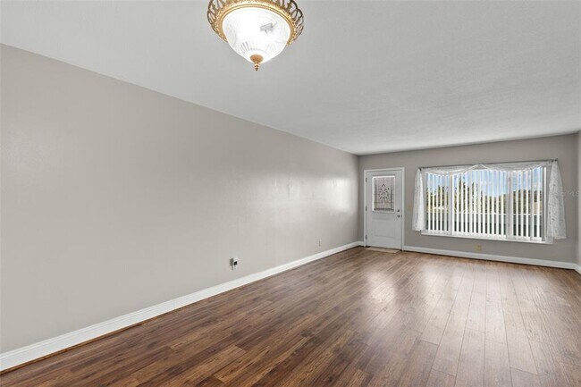 Building Photo - 2043 Denmark St