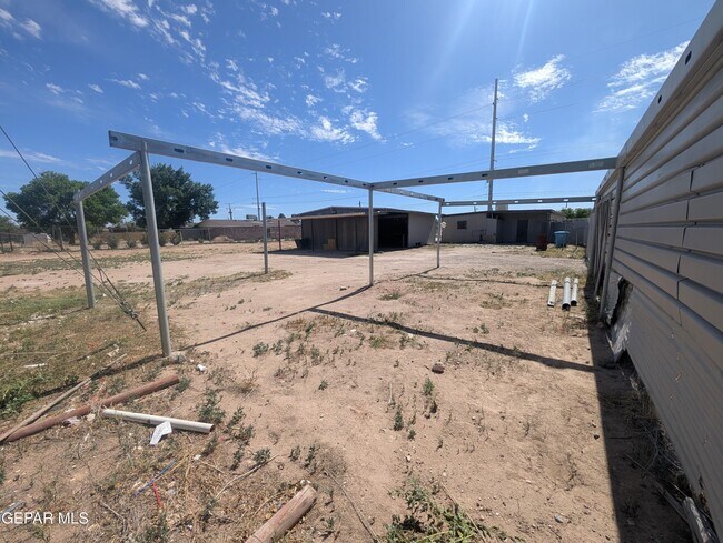 Building Photo - 11841 Socorro Rd