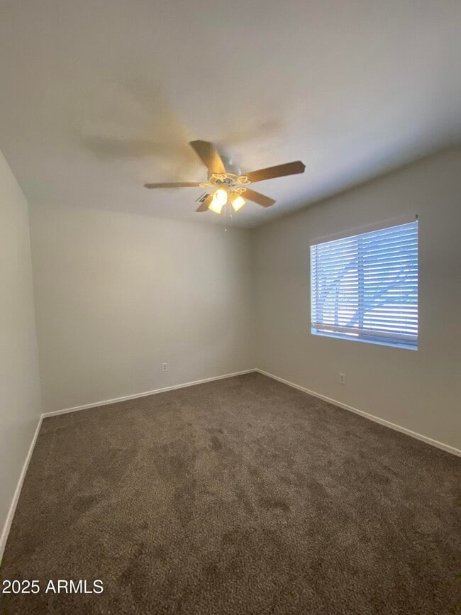 Building Photo - 3014 W Sands Dr