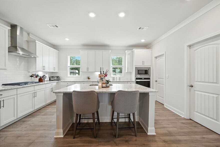 Building Photo - 3411 Swallowtail Ter