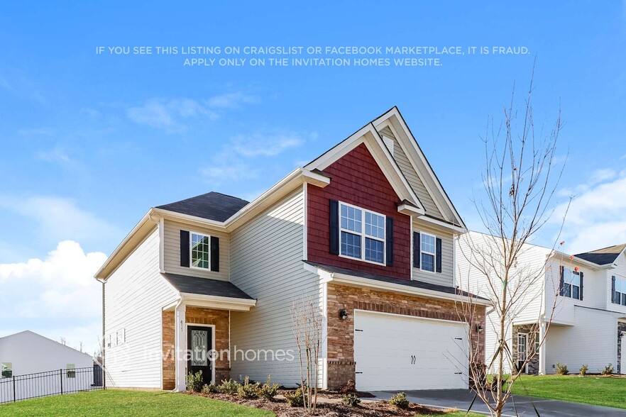 Building Photo - 411 Kennerly Ctr Dr