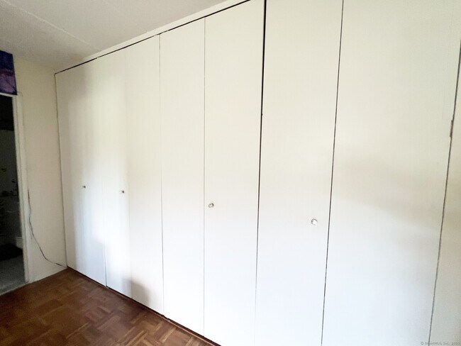 Building Photo - 27 Northill St