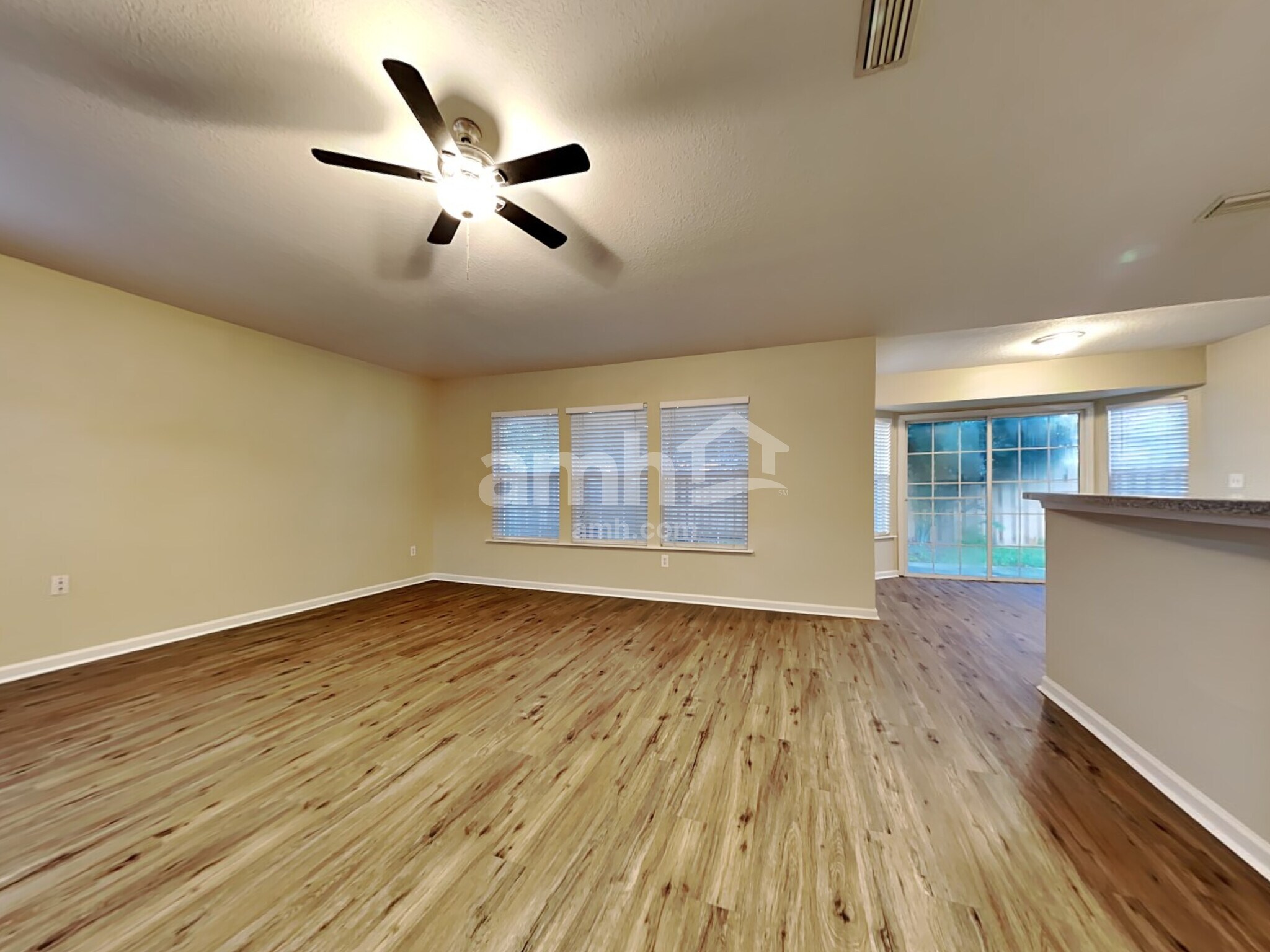 Building Photo - 1433 Heather Ct
