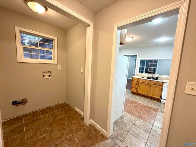 Building Photo - 1316 Starnes St