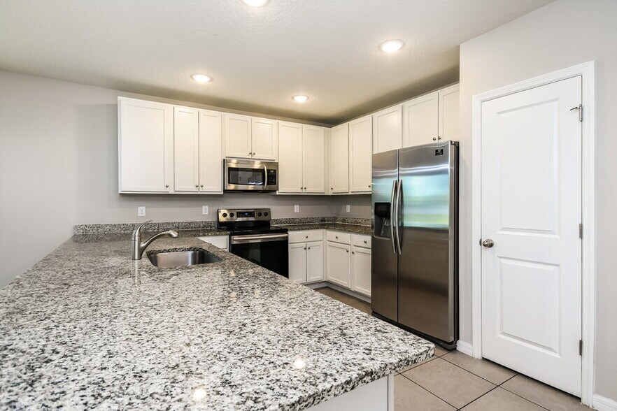 Building Photo - 108 Milton Pl