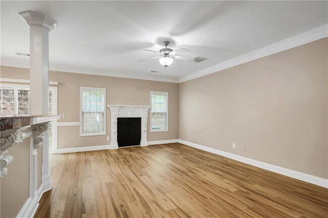 Building Photo - 3194 Cedar Glade Ln NE