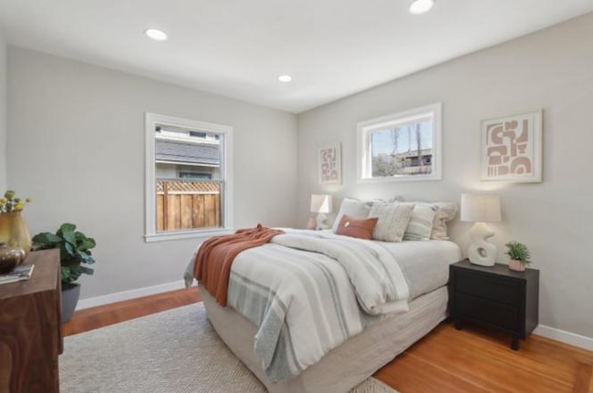 Building Photo - 536 S Frances St