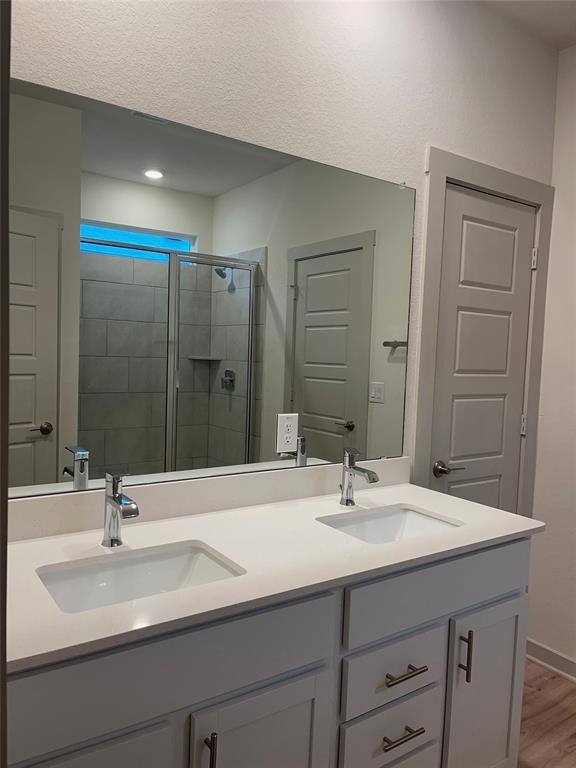 Building Photo - 13900 Zuhause Dr