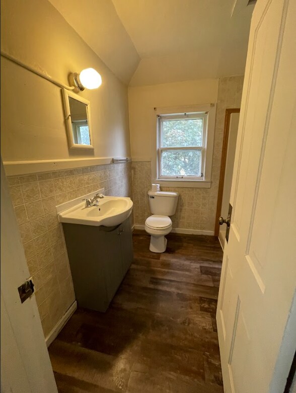 Building Photo - 161 N Prairie St