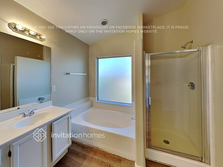 Building Photo - 7871 W Krall St