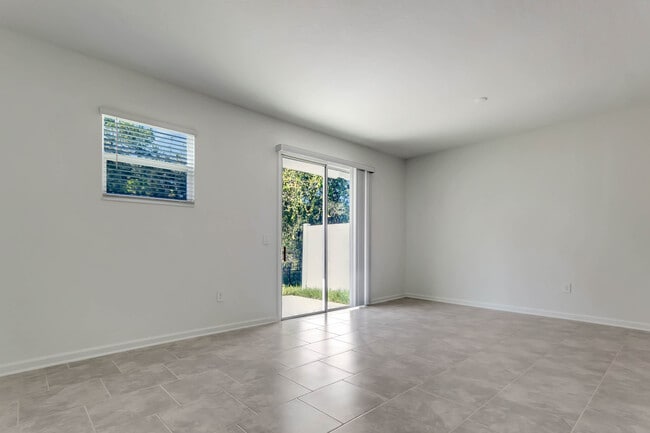 Building Photo - 7412 Stone Creek Trl