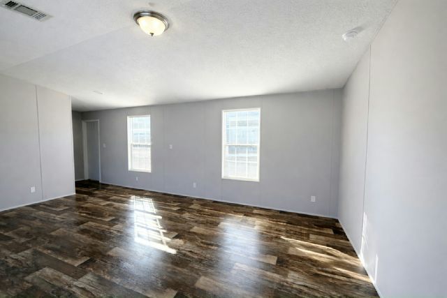 Building Photo - 1635 Sunburst Dr