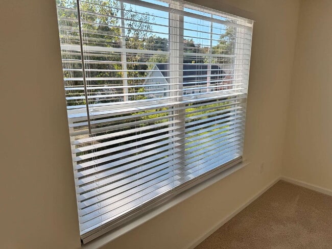 Building Photo - Brand New 3-Bedroom Townhome for Rent in T...